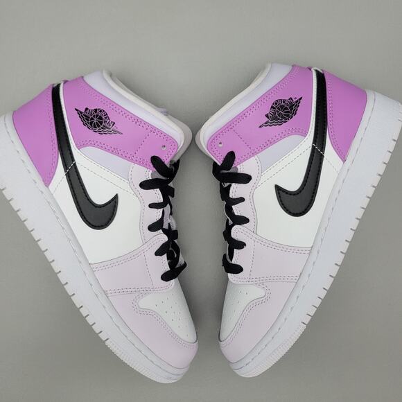 Nike Air Jordan 1 Mid GS Barely Grape Size 5Y Youth - Picture 1 of 10